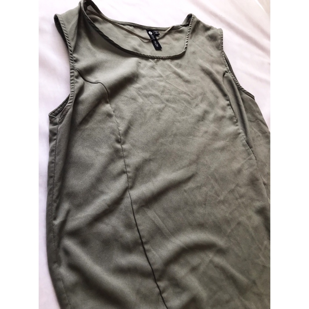 Shirt - Picture 2 of 3
